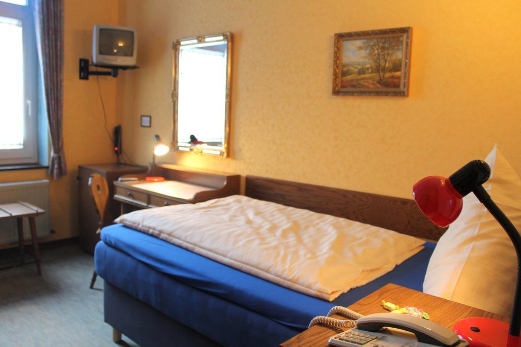 Hotel Adler Düsseldorf Zewnętrze zdjęcie