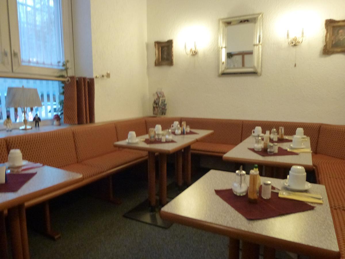 Hotel Adler Düsseldorf Zewnętrze zdjęcie